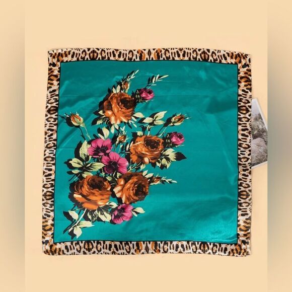 Leopard Print Scarf with Floral Accents G22 - Picture 2 of 4